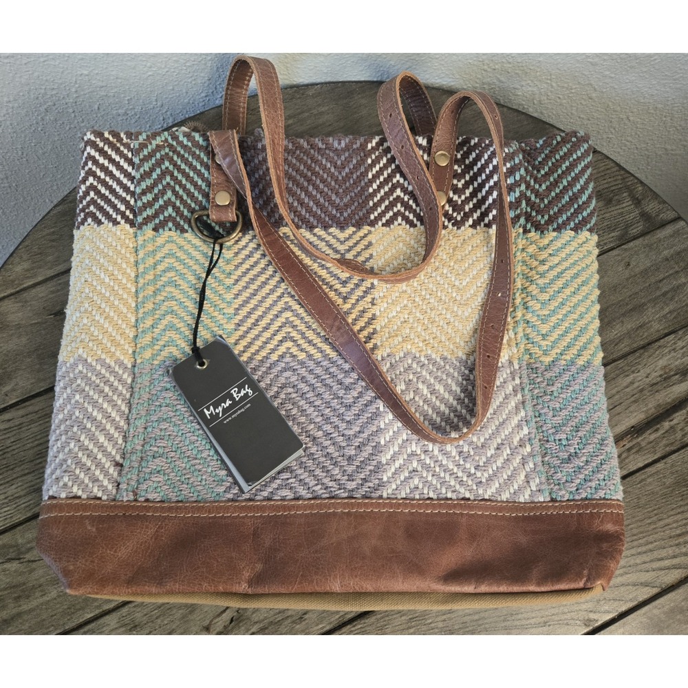 NWT Myra Blocks Blend Tote Bag Boho Chevron Block Pattern Zip Closure 4 Pockets